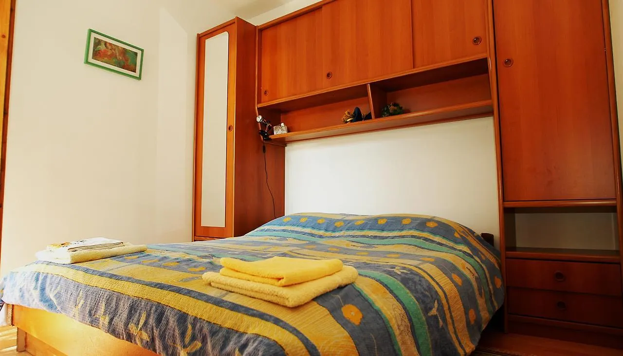 Apartments Irena Punta Skala Petrcane