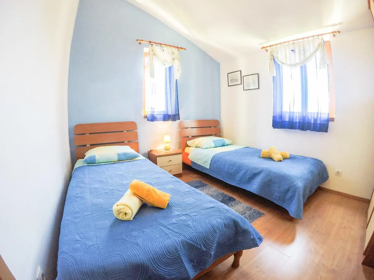 Apartments Irena Punta Skala Petrcane 0*,  Croatia