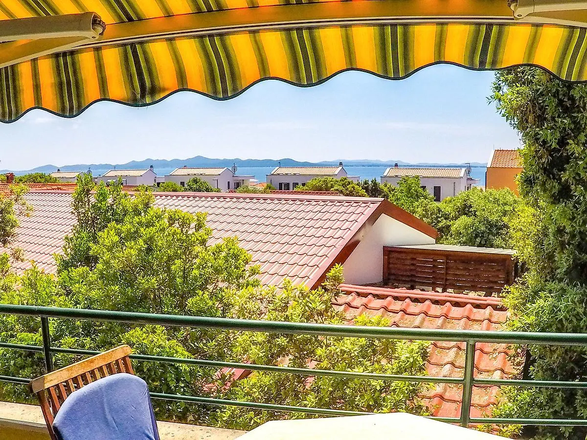 Apartments Irena Punta Skala location